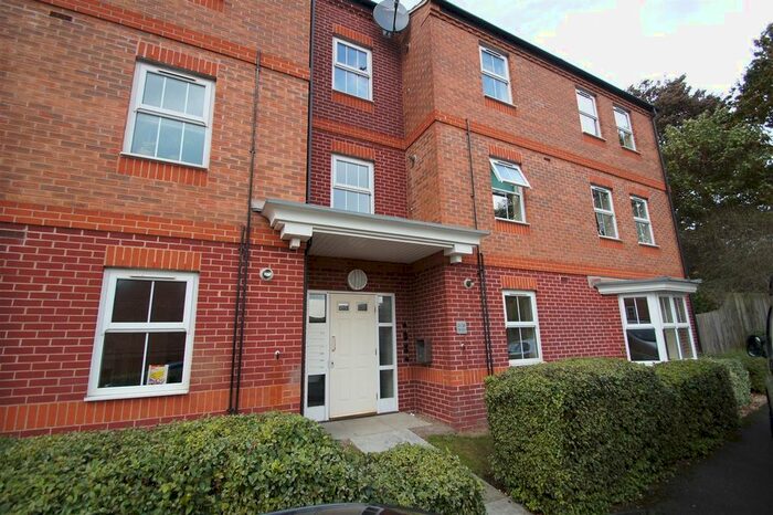 2 Bedroom Flat To Rent In Olga Court, Nottingham, NG3