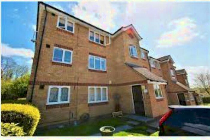 Studio To Rent In Oakhill Road, Purfleet-On-Thames, RM19