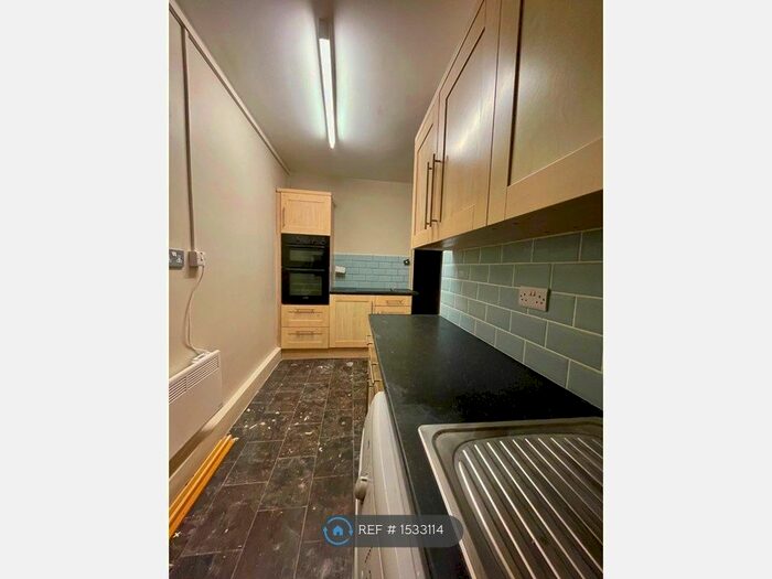 2 Bedroom Terraced House To Rent In Manchester Road, Linthwaite, HD7