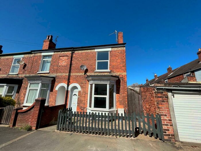 2 Bedroom End Of Terrace House To Rent In Cromwell Street, Gainsborough, DN21