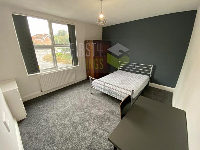 5 Bedroom Terraced House To Rent In Kirby Road, West End, LE3