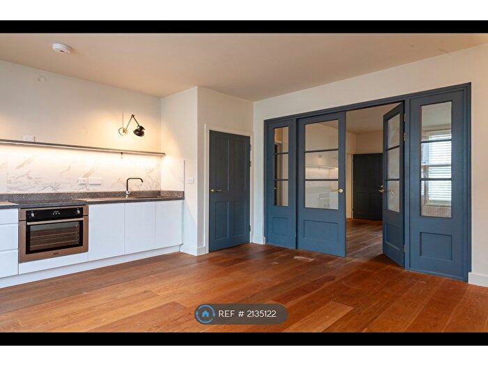 1 Bedroom Flat To Rent In Valletort Road, Plymouth, PL1