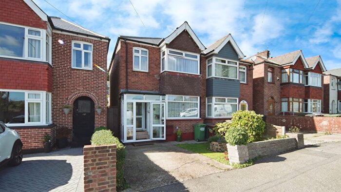3 Bedroom Semi-detached House For Sale In Battle Road, St. Leonards-On-Sea, TN37