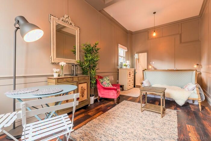 1 Bedroom Studio To Rent In Rectory Grove, London, SW4