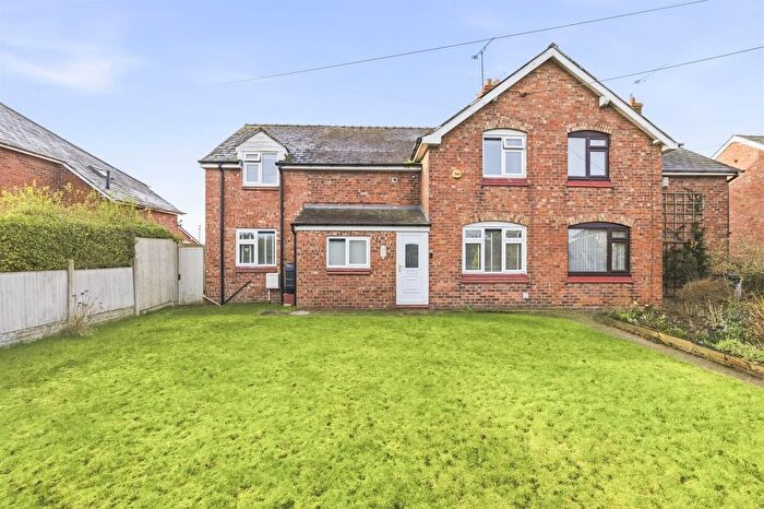 4 Bedroom Semi Detached House For Sale In Yew Tree Bank, Clotton, CW6