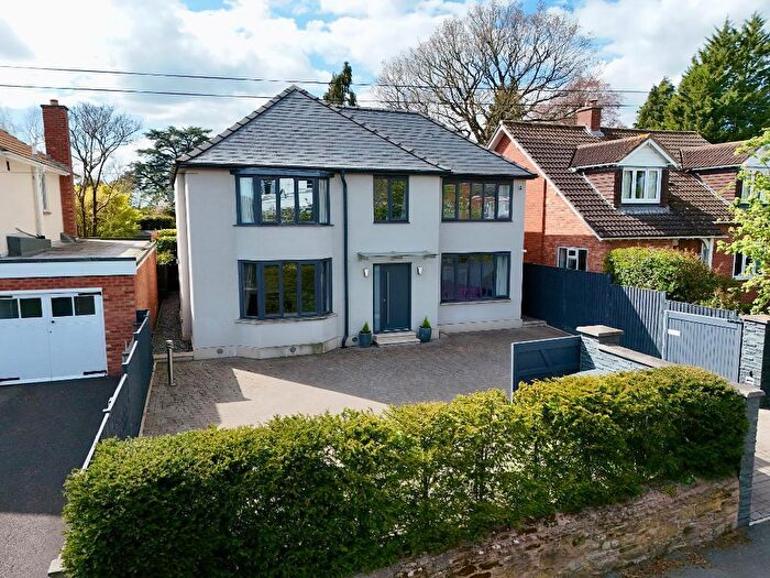 4 Bedroom Detached House For Sale In Vineyard Road, Hereford, Herefordshire, HR1