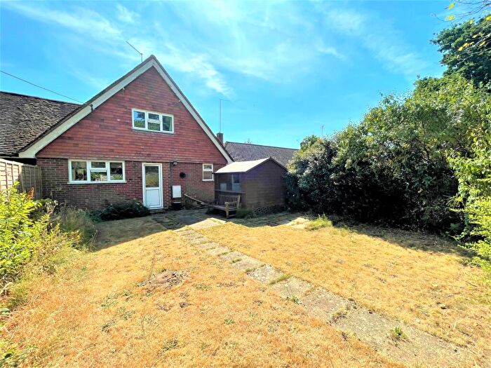 2 Bedroom Bungalow To Rent In Hazelwood, Elstead, Godalming, Surrey, GU8