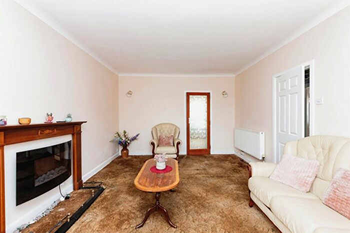 3 Bedroom Detached Bungalow For Sale In Deerfield Road, March, PE15