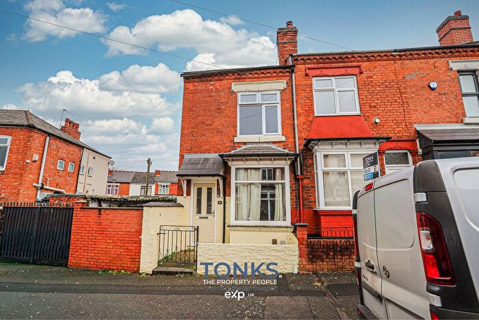 2 Bedroom Semi Detached House For Sale In Rawlings Road, Smethwick, B67