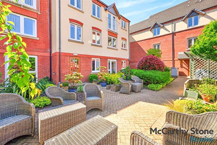 2 Bedroom Flat For Sale In Stafford Street, Newport, TF10