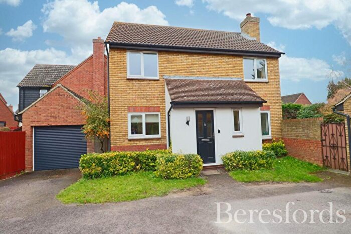 3 Bedroom Detached House For Sale In Wickfield Ash, Chelmsford, CM1