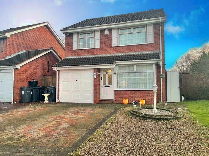 3 Bedroom Detached House To Rent In Oakenhayes Crescent, Minworth, Sutton Coldfield, B76