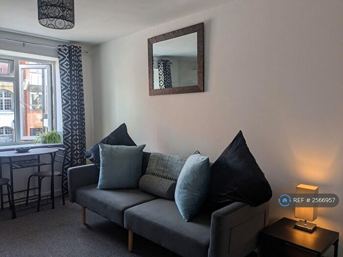 1 Bedroom Flat To Rent In Bedford Place, Southampton, SO15