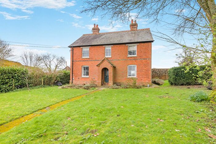 Detached House To Rent In Highclere Street, Highclere, Newbury, Berkshire, RG20