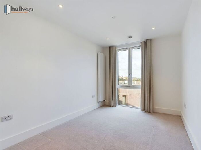 1 Bedroom Flat To Rent In Red Clover Gardens, Coulsdon, CR5
