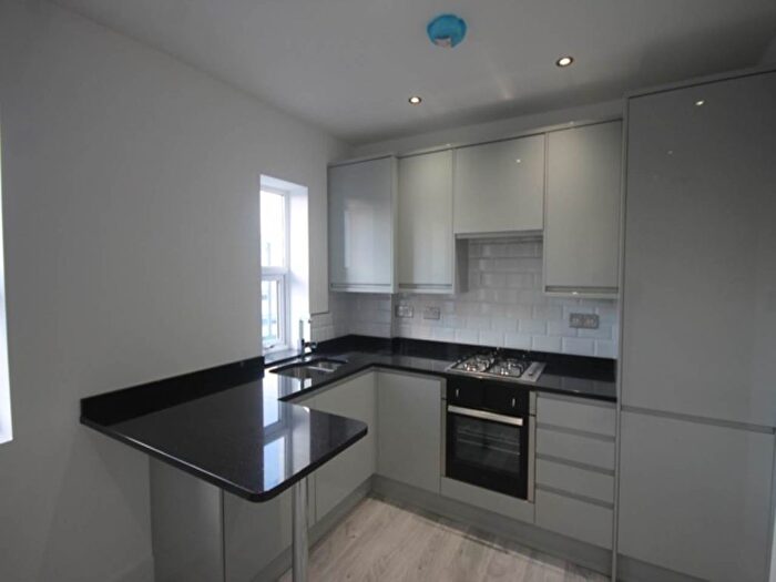 1 Bedroom Flat To Rent In High Road, London, E18