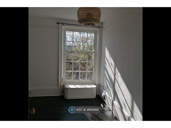 1 Bedroom Flat To Rent In Oxford Rd, Exeter, EX4