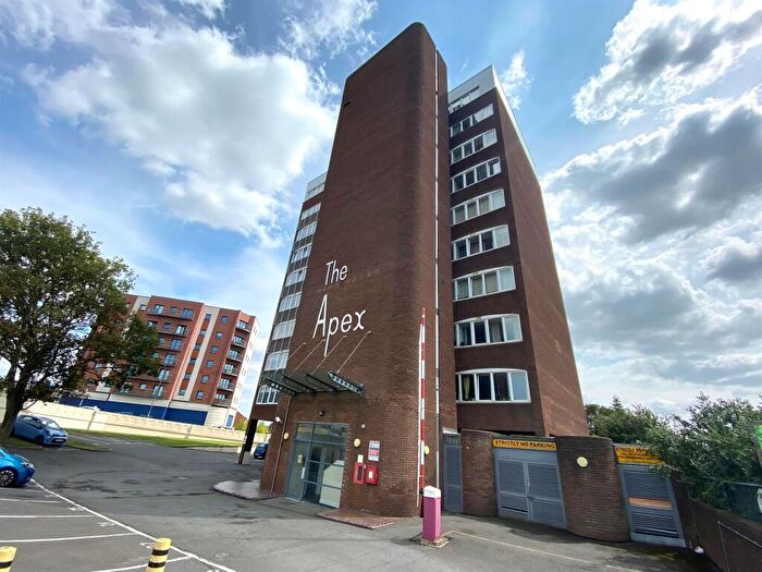 2 Bedroom Flat For Sale In Oundle Road, Peterborough, PE2