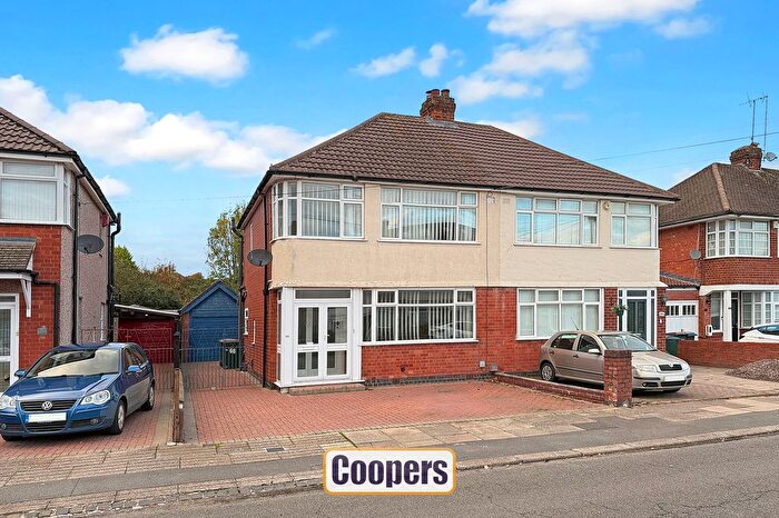 3 Bedroom Semi Detached House For Sale In Benedictine Road, Cheylesmore, CV3