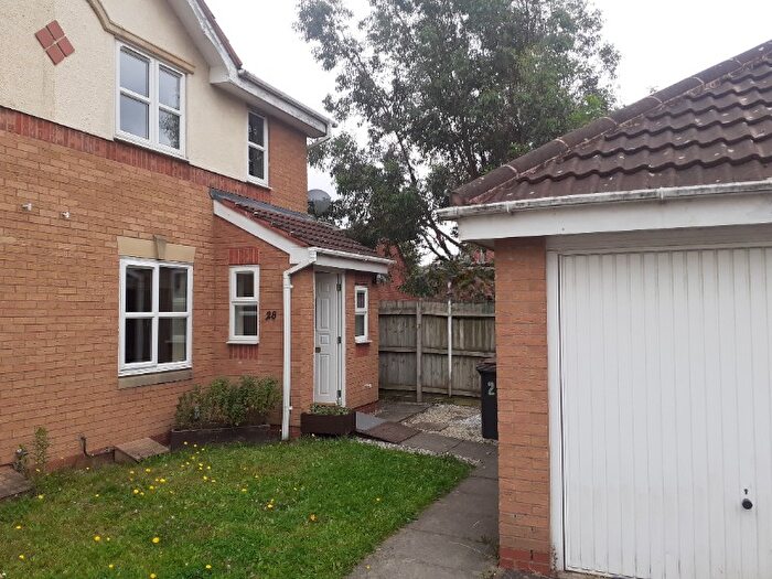 3 Bedroom Semi Detached House To Rent In Sinclair Drive, Longford, Coventry, CV6