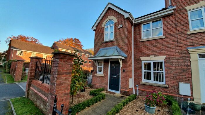 3 Bedroom End Of Terrace House To Rent In Ruskin Drive, Sale, Cheshire, M33