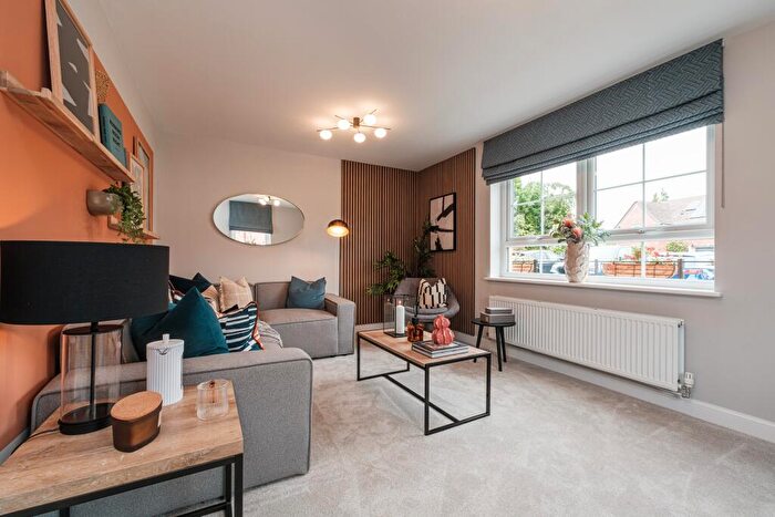3 Bedroom Detached House For Sale In Scott Way, South Leaze, Swindon, Wiltshire, SN1