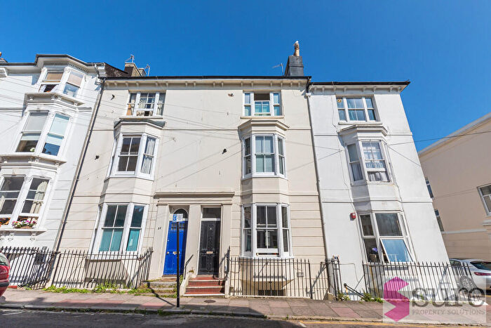 2 Bedroom Flat For Sale In College Road, Kemp Town, Brighton, BN2