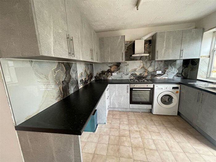 2 Bedroom Property To Rent In Devonshire Road, Southall, UB1
