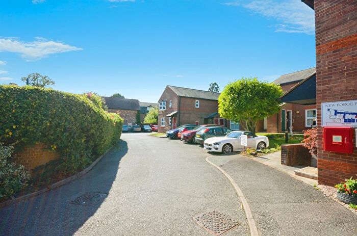 3 Bedroom Maisonette For Sale In New Forge Place, Redbourn, St. Albans, AL3