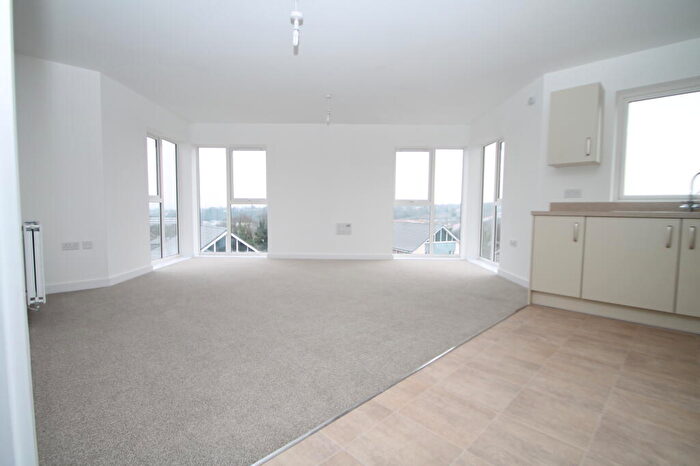 2 Bedroom Flat To Rent In Morris Drive, Belvedere, DA17