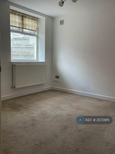 1 Bedroom Flat To Rent In Leyton, Waltham Forest, E10