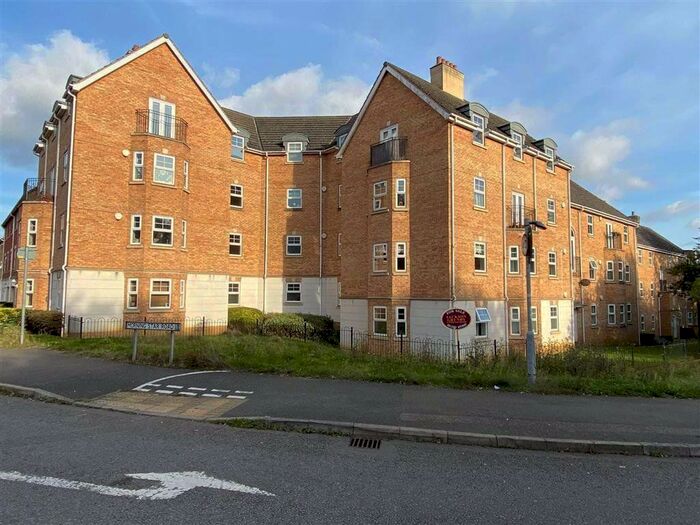 2 Bedroom Flat To Rent In Morning Star Road, Daventry, NN11