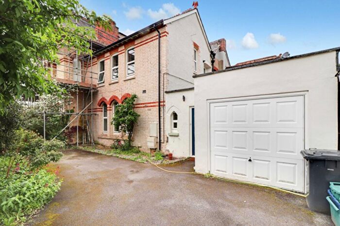 2 Bedroom End Of Terrace House To Rent In Fort Hill, Barnstaple, Devon, EX32