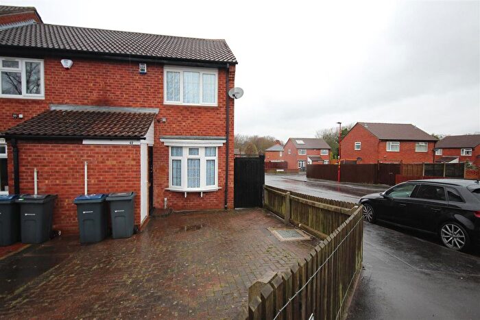 2 Bedroom End Of Terrace House To Rent In Kent Street North, Hockley, Birmingham, B18