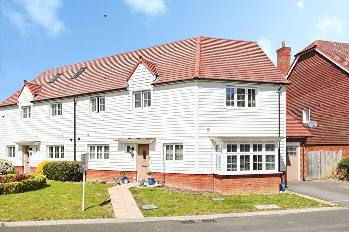 3 Bedroom Semi-Detached House For Sale In Hazelwood Close, Tonbridge, Kent, TN11