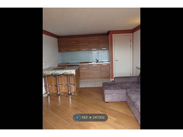 2 Bedroom Flat To Rent In London, London, SE13