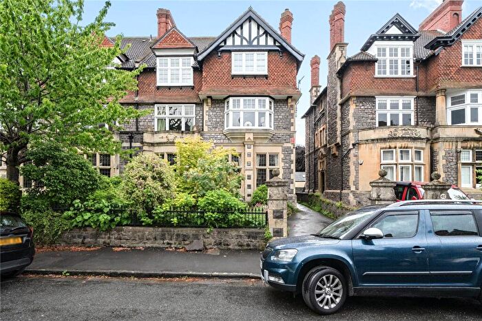 3 Bedroom Apartment For Sale In Downleaze, Stoke Bishop, Bristol, BS9