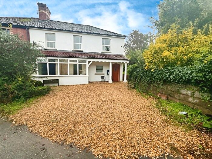 4 Bedroom Property To Rent In The Poplars, Elmdale, Chepstow, NP16