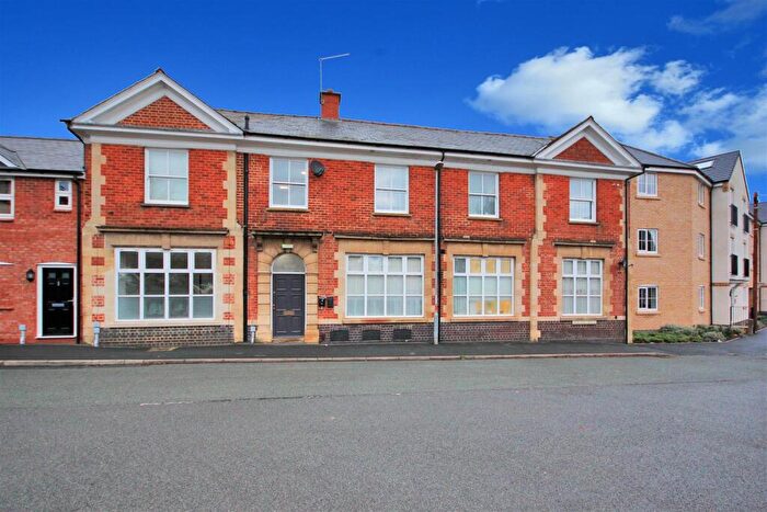 2 Bedroom Flat For Sale In Stanley Hunt Court, Midland Road, Rushden, NN10