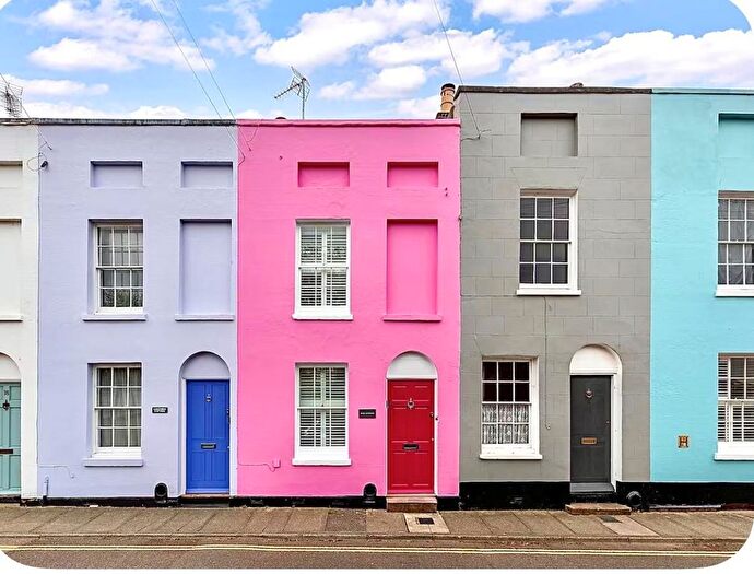 2 Bedroom Property To Rent In Blackfriars Street, Canterbury, Kent, CT1