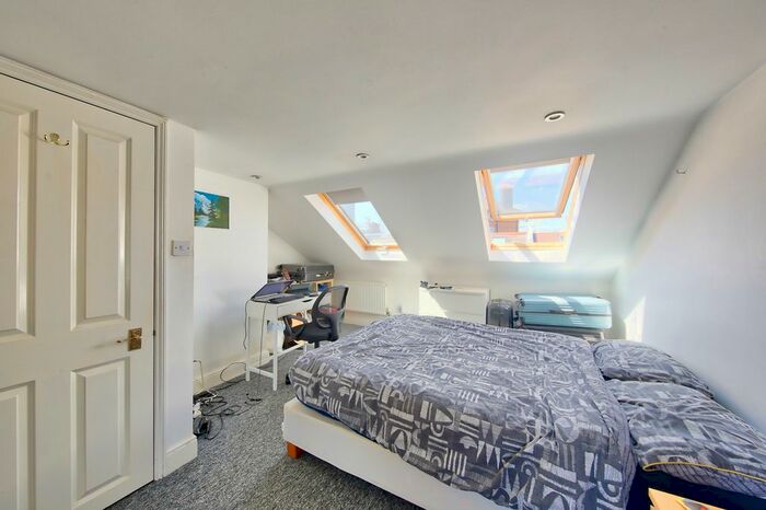 4 Bedroom Terraced House To Rent In Gastein Road, Hammersmith, London, W6