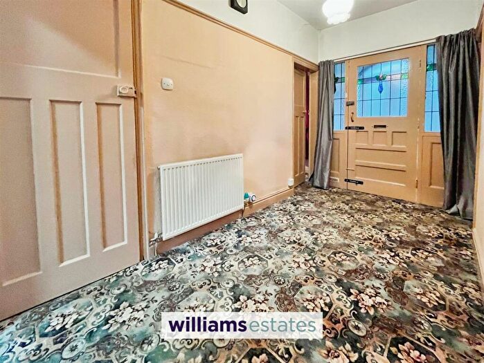 2 Bedroom Bungalow For Sale In Wern Fechan, Ruthin, LL15