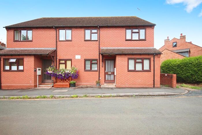 2 Bedroom Flat To Rent In Saltisford, Warwick, CV34
