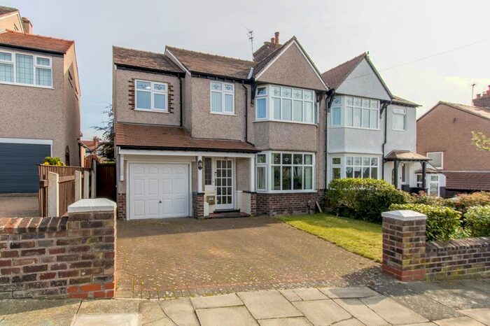 4 Bedroom Semi-Detached House To Rent In Taunton Road, Wallasey, CH45