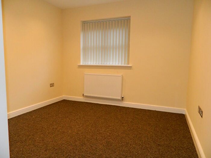 2 Bedroom Flat To Rent In B Nant Court, Brymbo, Wrexham, LL11