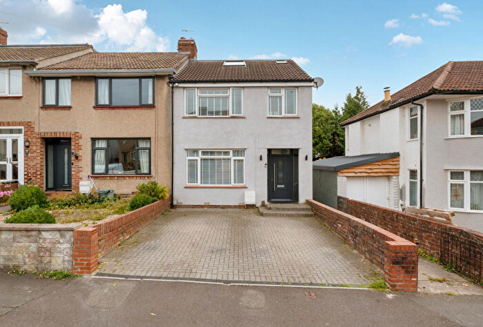 4 Bedroom End Of Terrace House For Sale In Hillside Avenue, Bristol, BS15