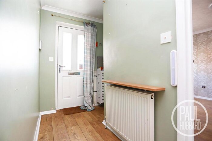 2 Bedroom Detached Bungalow For Sale In Victoria Road, Oulton Broad, NR33