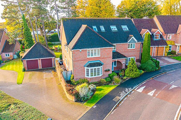 7 Bedroom Detached House For Sale In Petworth Drive, Whirlow, S11