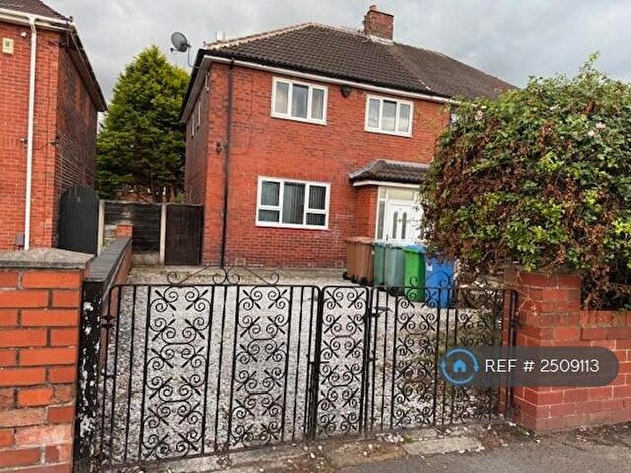 3 Bedroom Semi-Detached House To Rent In Birchwood Road, Middleton, Manchester, M24