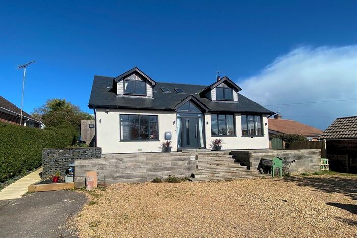 4 Bedroom Detached House To Rent In Little Hyden Lane, Clanfield, Hampshire, PO8